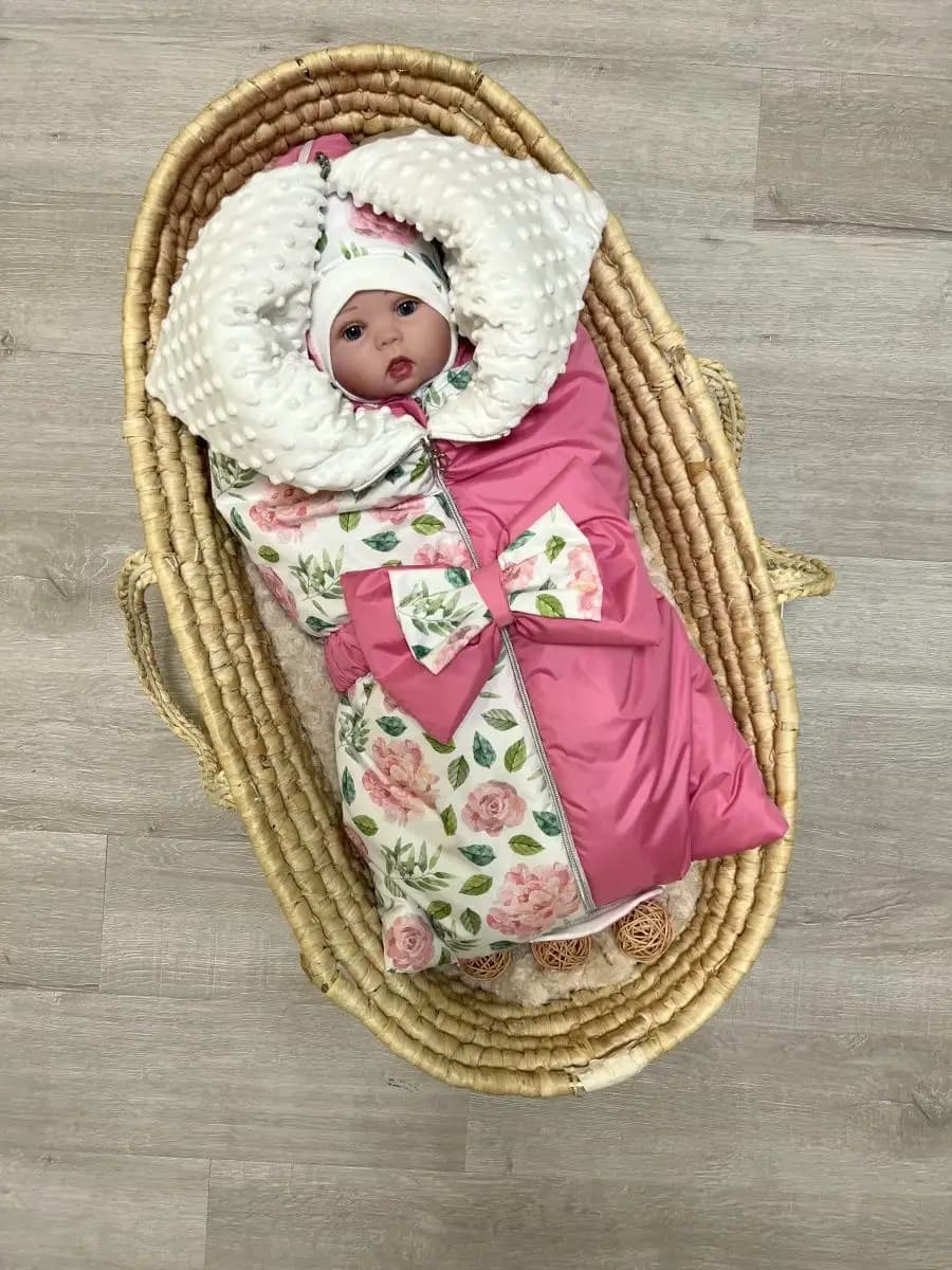 Конверт на выписку новорожденного весенний